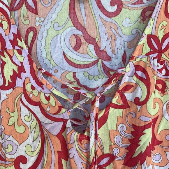 RelistAGB colorful abstract floral blouse lace up w tassel detail at neckline 1X - Picture 6 of 16